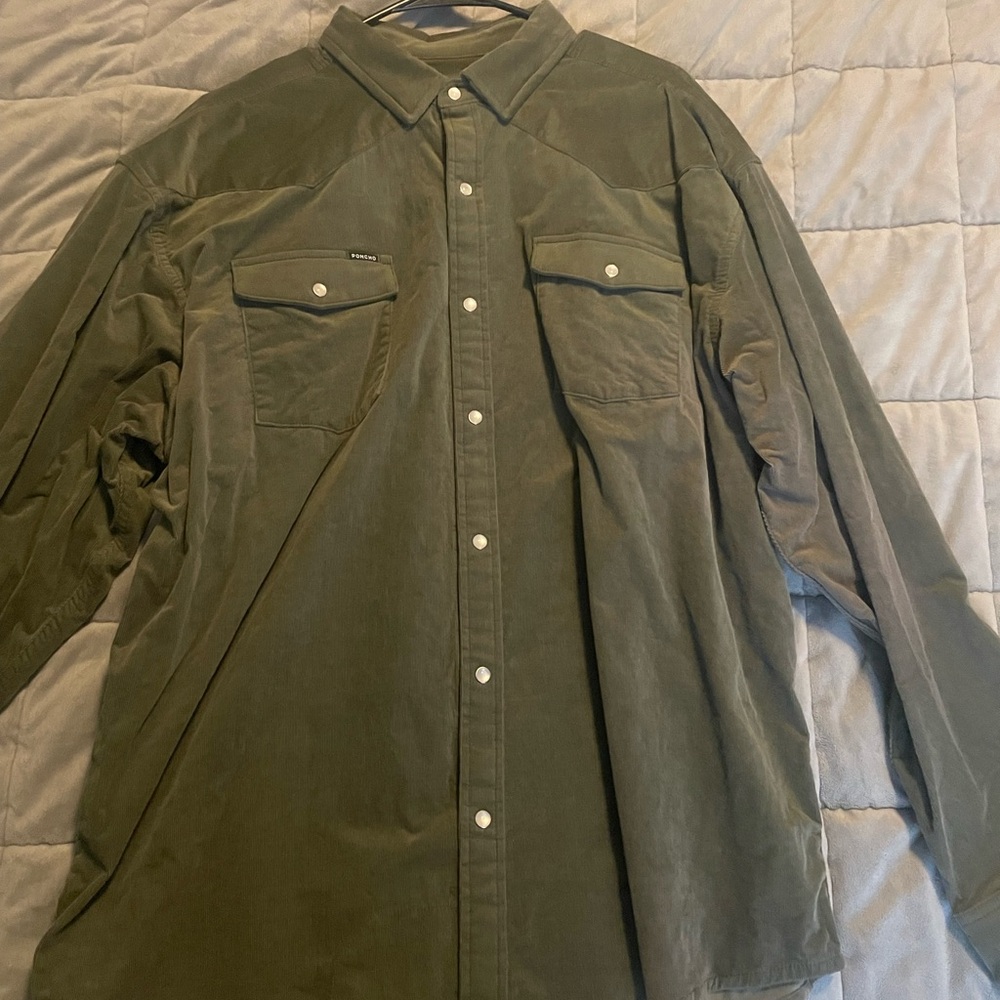 Men's Olive Green Casual Button Down Shirt